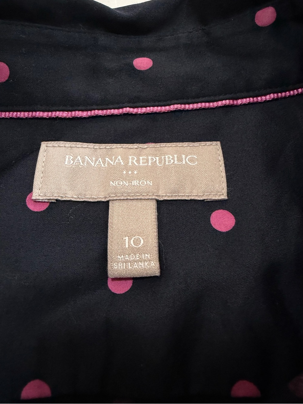 Banana Republic Factory Black Pink Polka Dot Top Size 10 Button Down Shirt - Picture 11 of 15